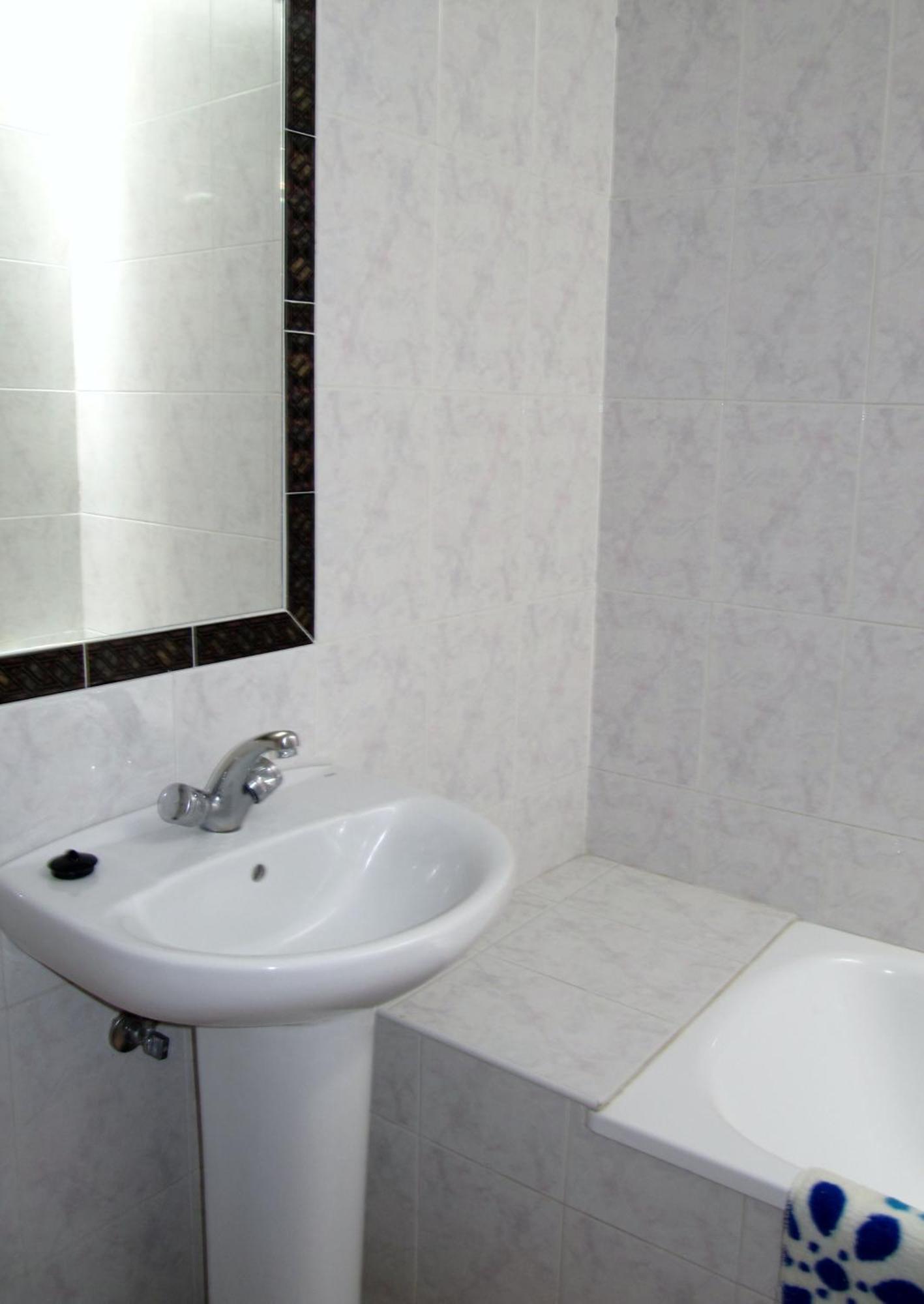 Hostal La Pilarica Marbella Bilik gambar