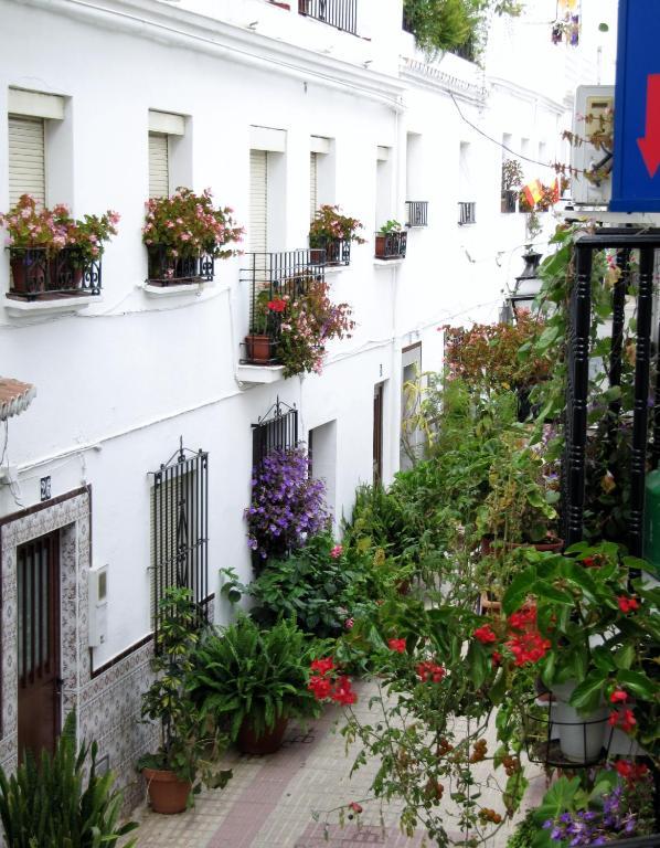 Hostal La Pilarica Marbella Luaran gambar