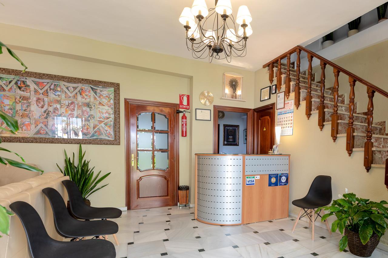 Hostal La Pilarica Marbella Luaran gambar