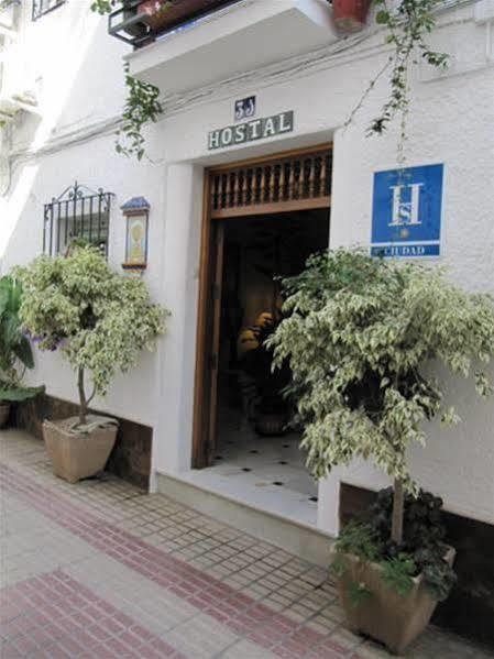 Hostal La Pilarica Marbella Luaran gambar