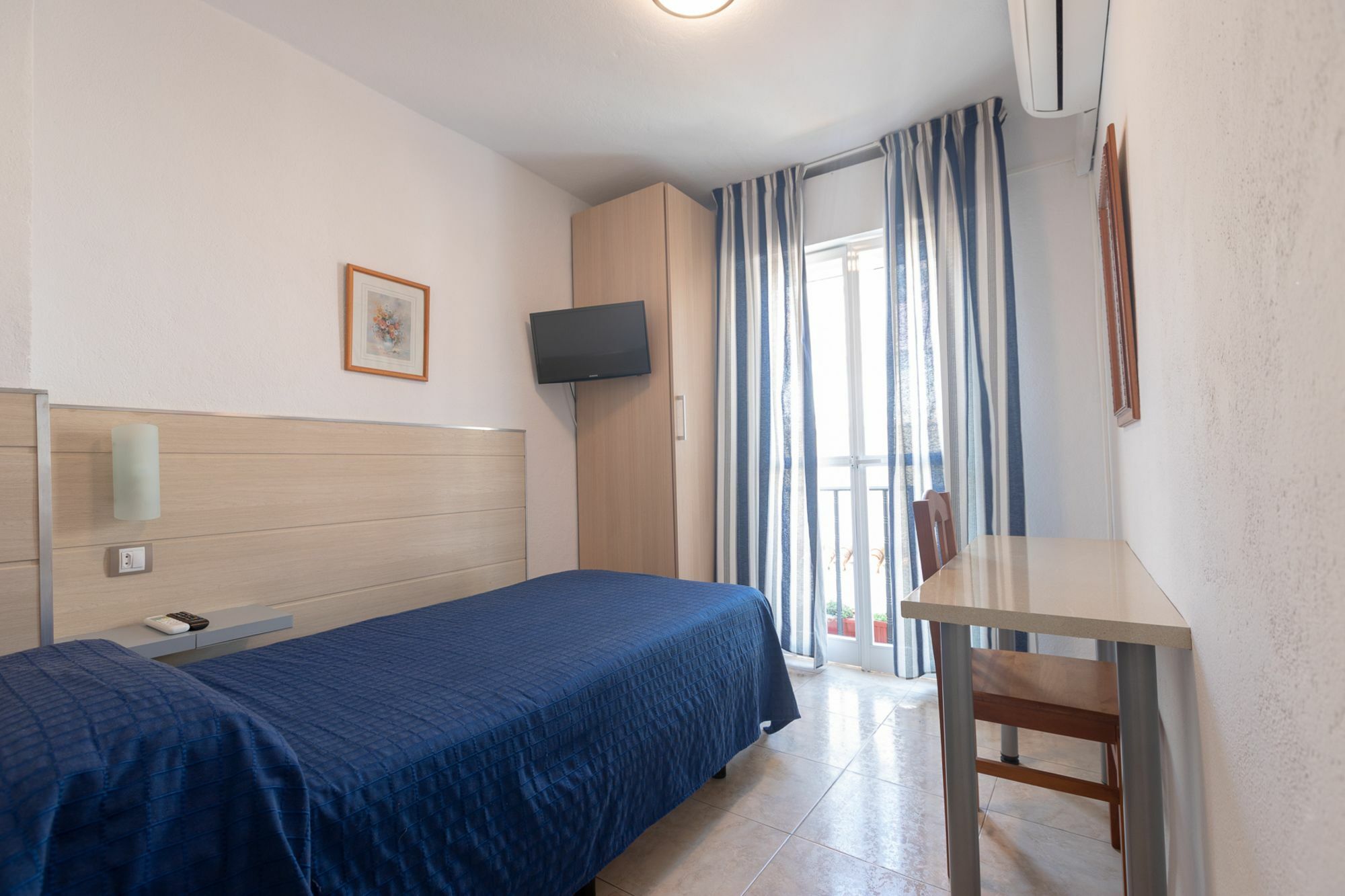 Hostal La Pilarica Marbella Luaran gambar