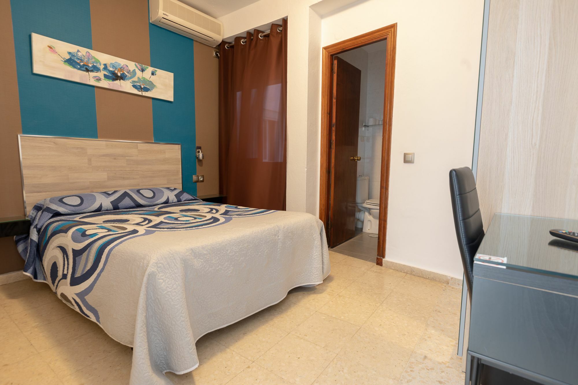 Hostal La Pilarica Marbella Luaran gambar